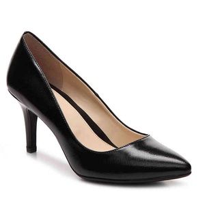 Kate and Kelly faux patent leather pump